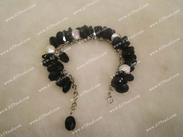 black agate and pearl bracelet