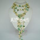 fashion pearl necklace