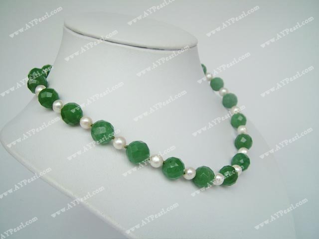 aventurine jade pearl necklace