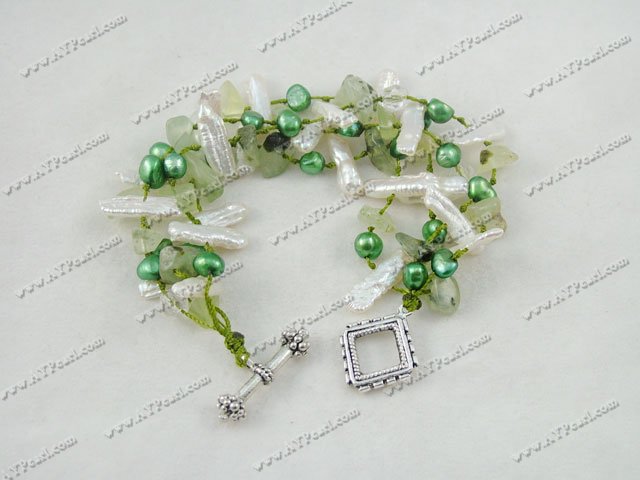 Biwa pearl bracelet