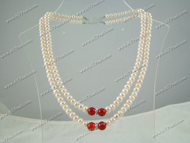 pearl necklace