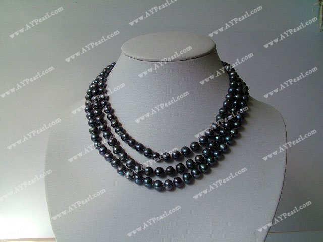 black pearl necklace