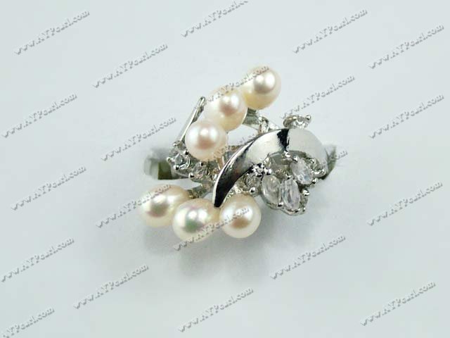 pearl ring