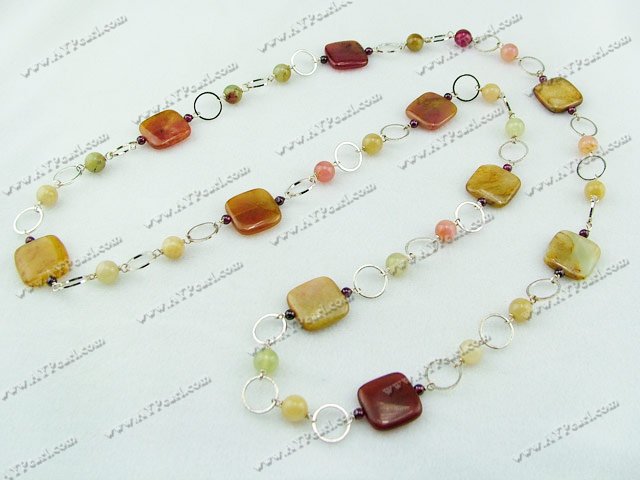 garnet three-colored jade necklace