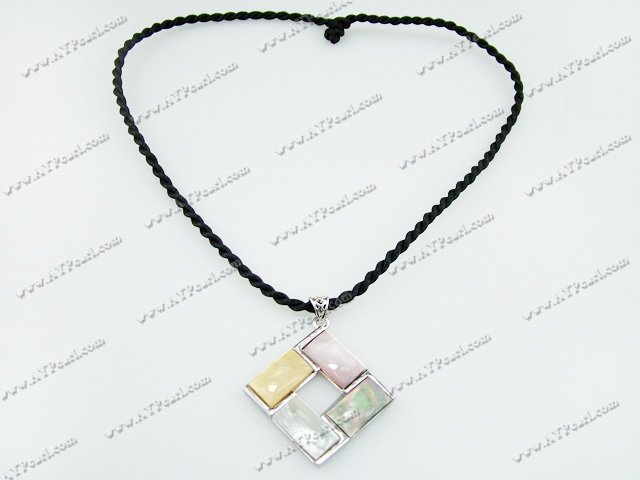 Four-color shell pendent