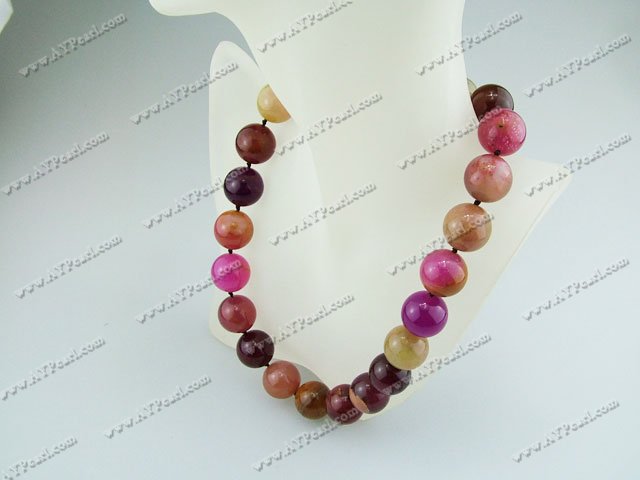 three colored jade necklace