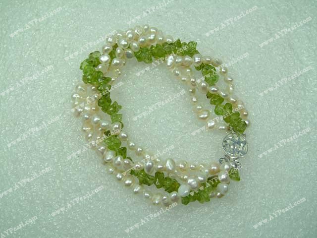 peridot pearl bracelet