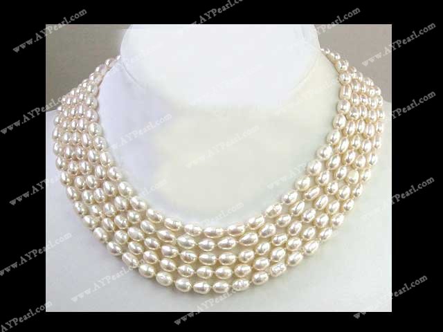 pearl necklace