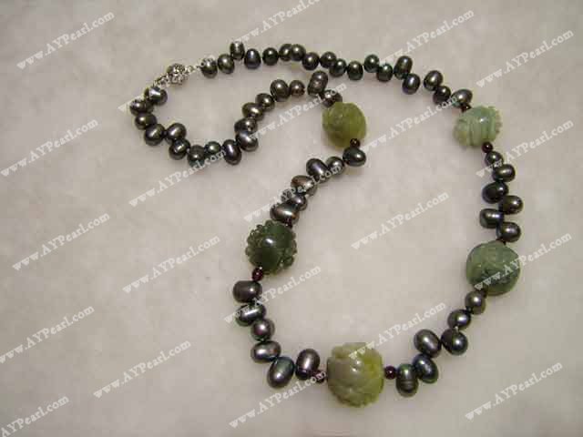 Collier de perles de jade