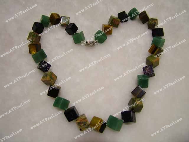 multi-stones necklace