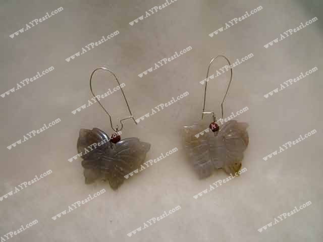 buttfly-shaped agate earring