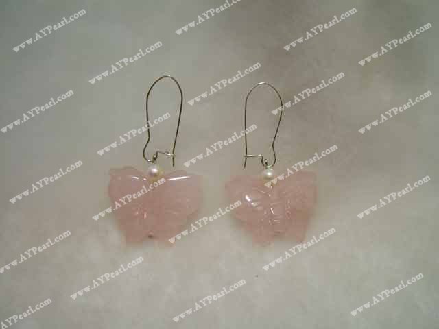 buttfly-shaped rose quartz earring