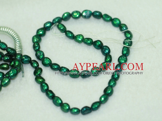 Freshwater pearl beads, dyed green, 8-9mm baroque. Sold per 15-inch strand.